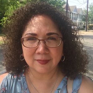 Meet your Posher, Debra